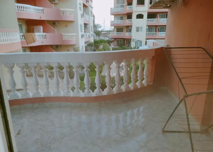 Super Deluxe With 3 Bed Apartment *
